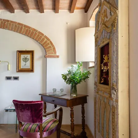 La Moscadella Hotel *